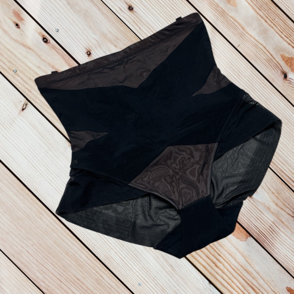 Honeylove 1X black SuperPower Brief View 2